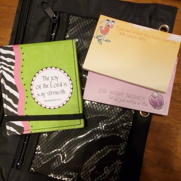 ✏👝🗒 Binder pencil bag & notepads - Picture 5 of 7